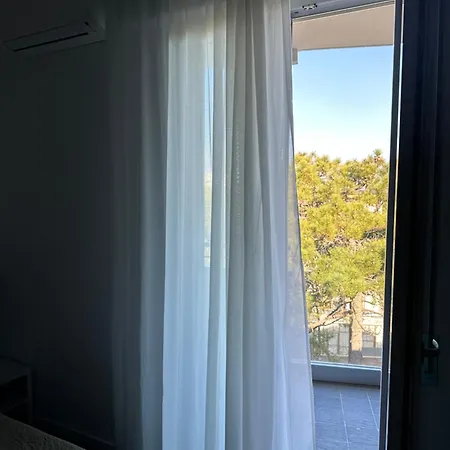 Lux Mima 3*