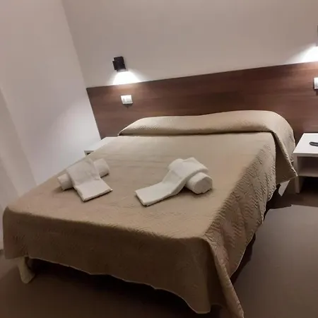 Lux Mima 3*