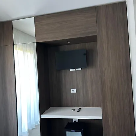 Szálloda Lux Mima
