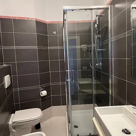 Lux Mima Μιλάνο Μαριτίμα